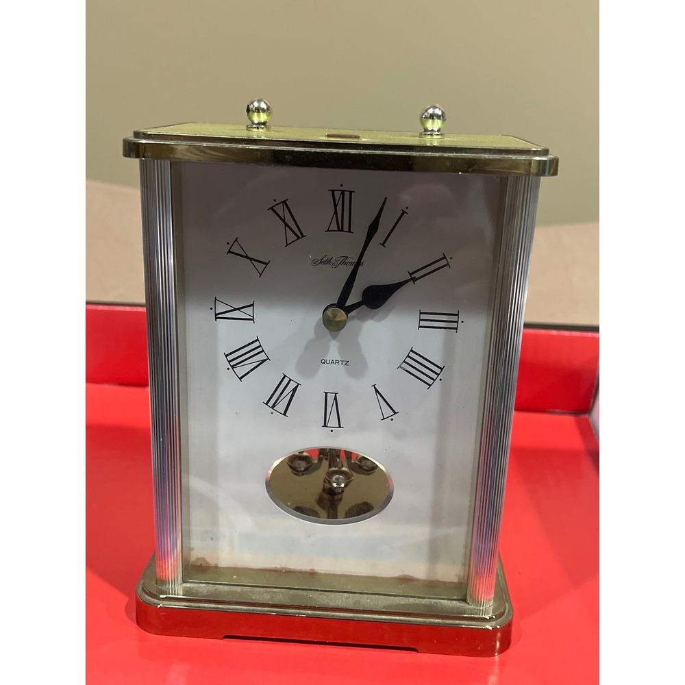 Seth Thomas Quartz Mantel Clock Brass Tone Rotating Pendulum Roman Numerals 237